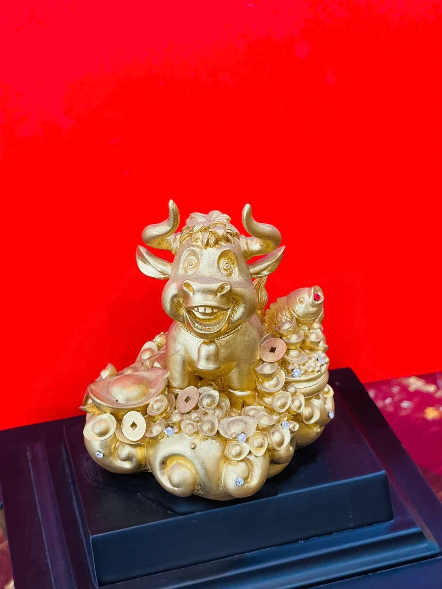 Kim Ngưu Tụ Bảo – Tượng Trâu Vàng Tài Lộc 